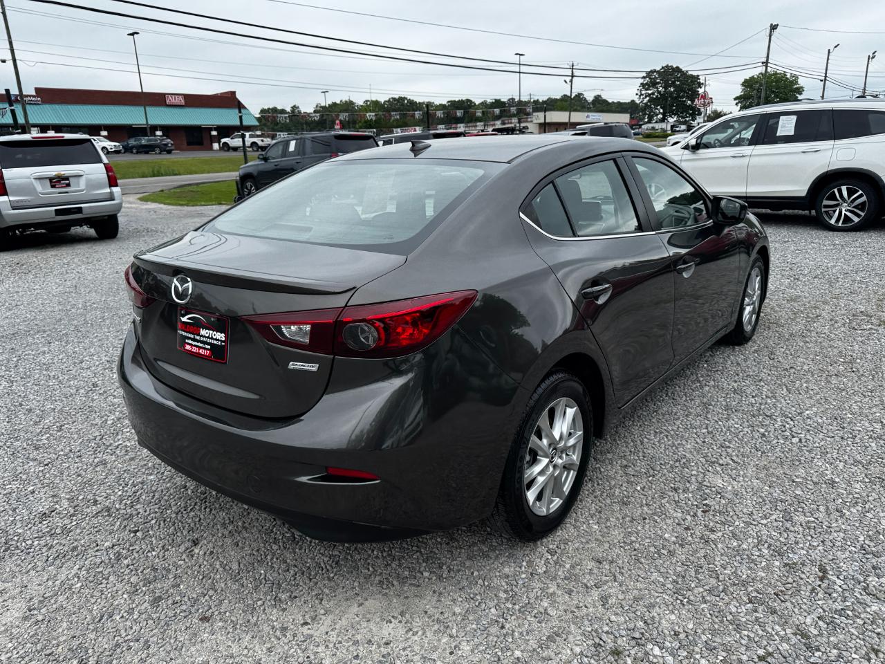 Mazda MAZDA3 4dr Sdn Man i Touring 2015