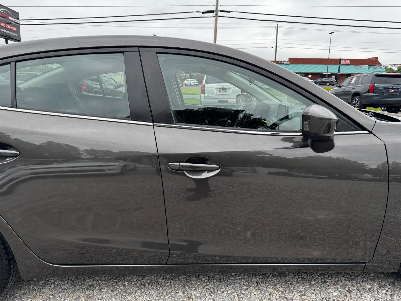 Mazda MAZDA3 4dr Sdn Man i Touring 2015