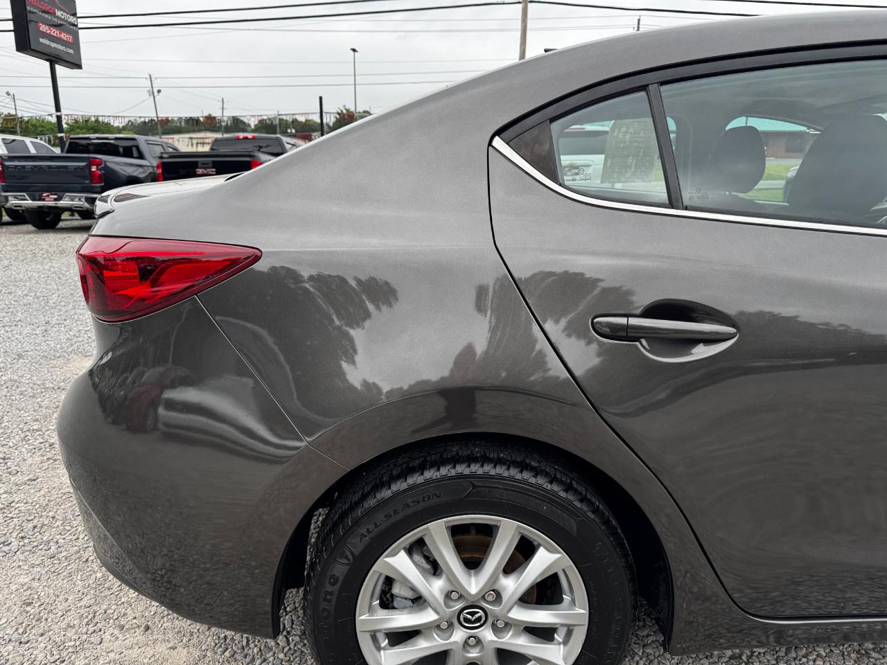 Mazda MAZDA3 4dr Sdn Man i Touring 2015