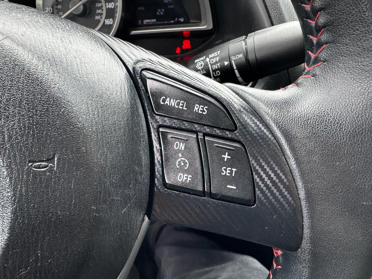 Mazda MAZDA3 4dr Sdn Man i Touring 2015