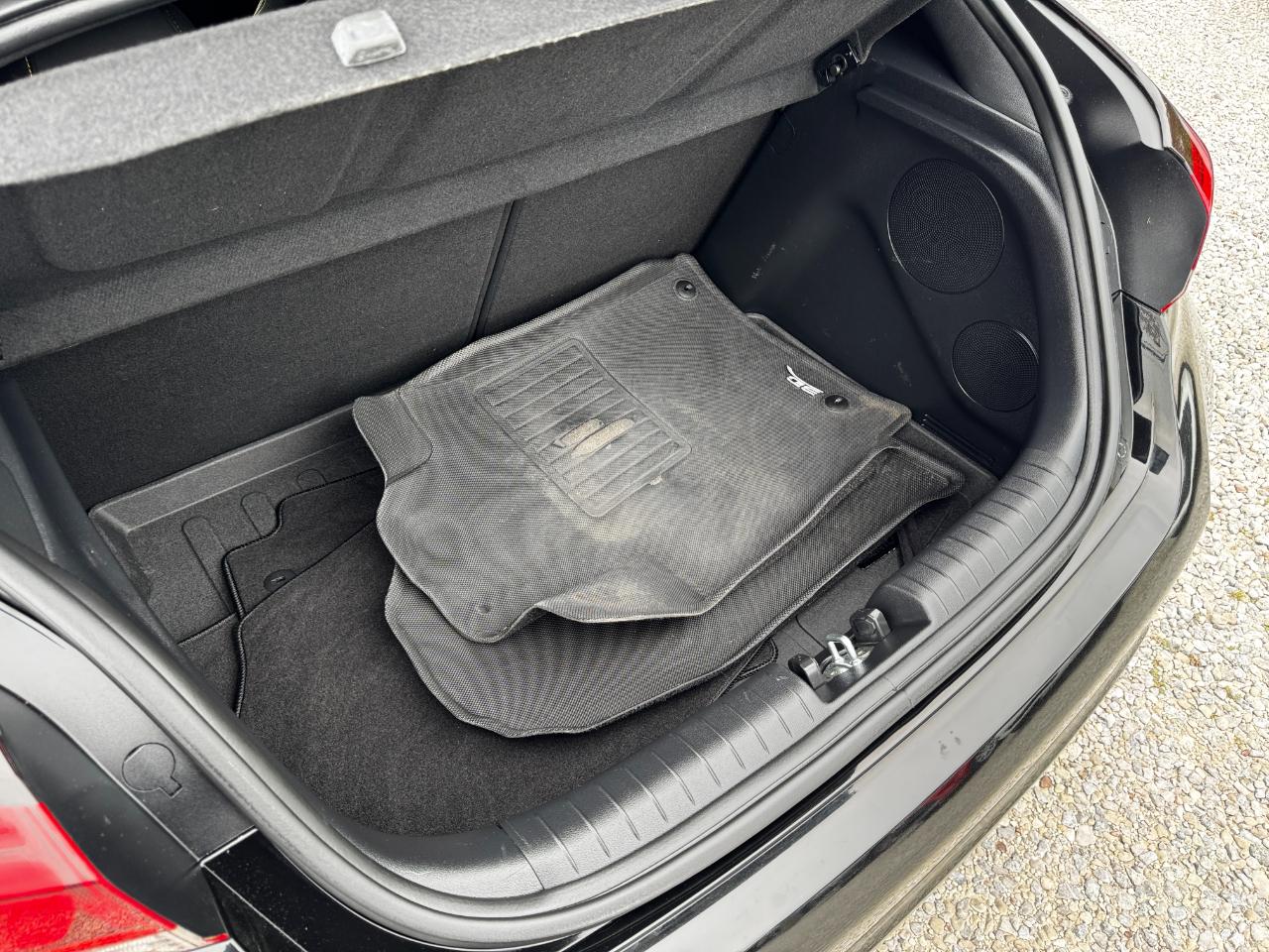 Hyundai Veloster Turbo R-Spec Manual 2020