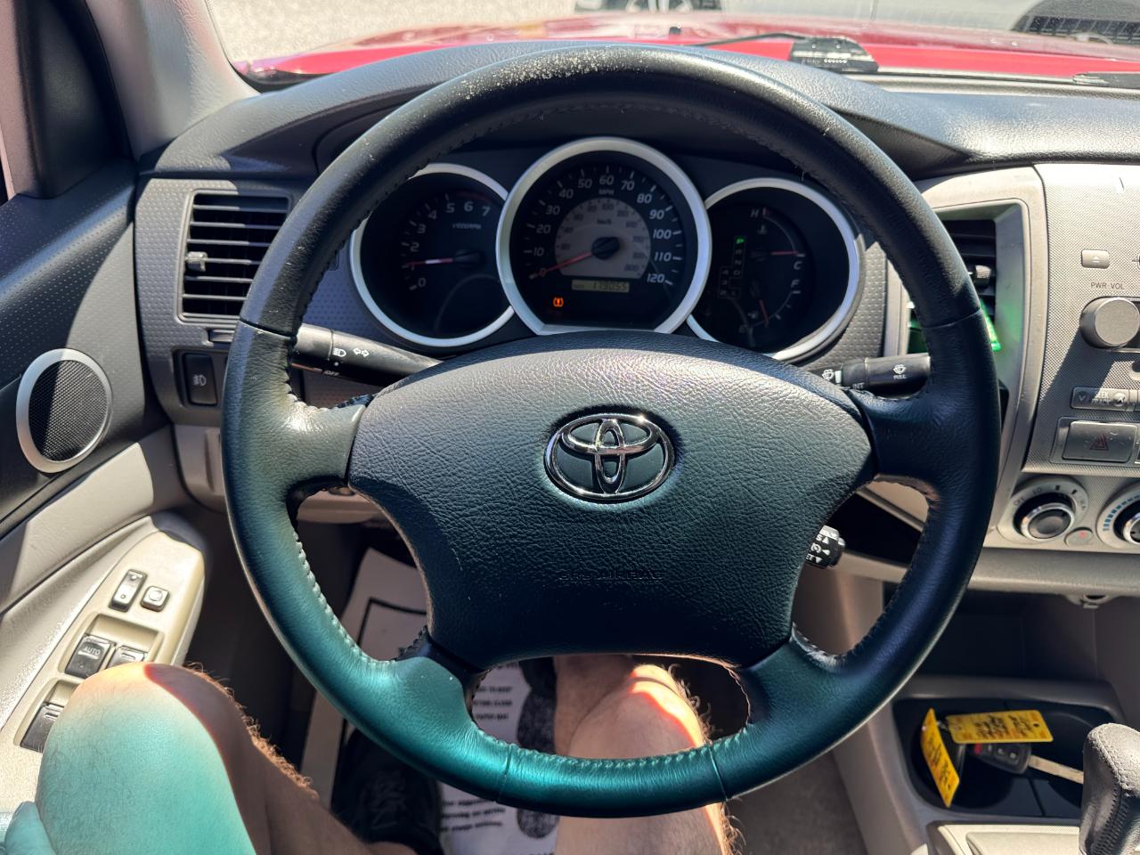 Toyota Tacoma Double 128" PreRunner Auto (Natl) 2006