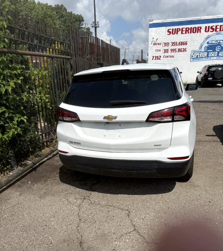 2023 Chevrolet Equinox LT LS photo 3