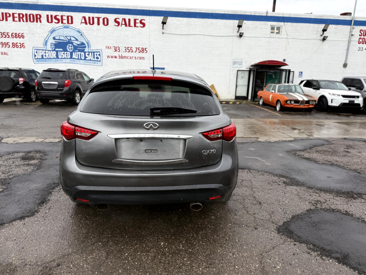 2016 Infiniti QX70 photo 6