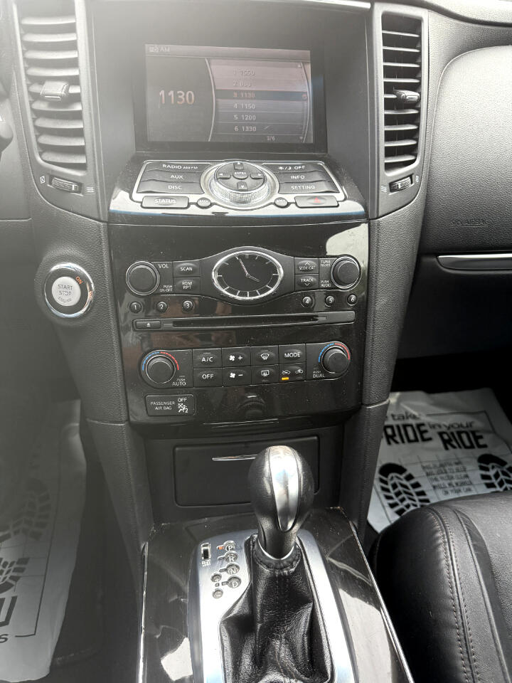 2016 Infiniti QX70 photo 8