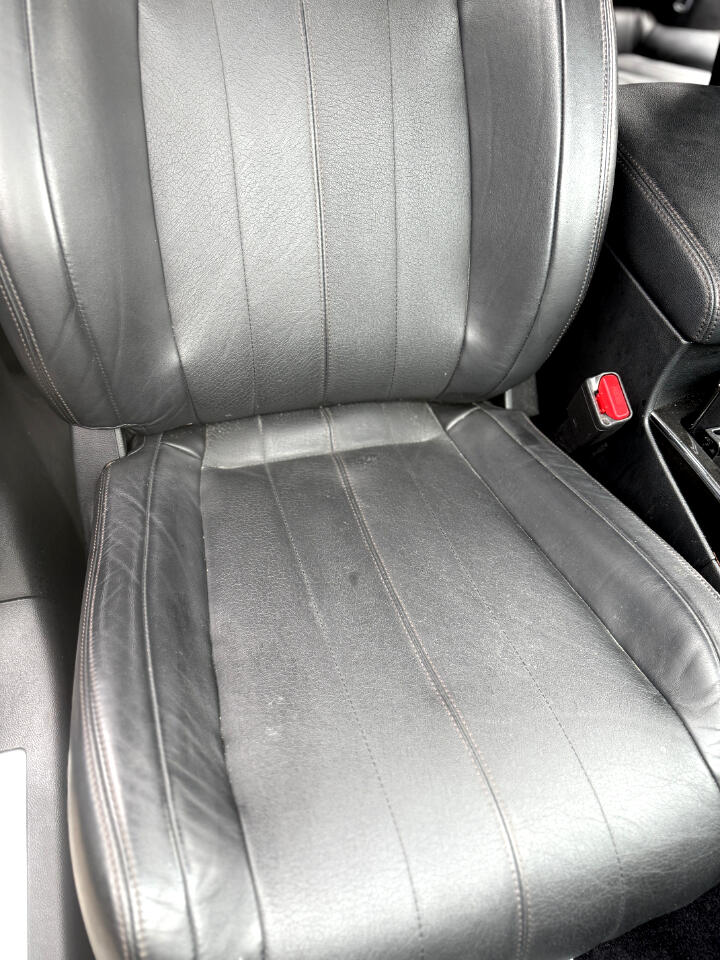 2016 Infiniti QX70 photo 13