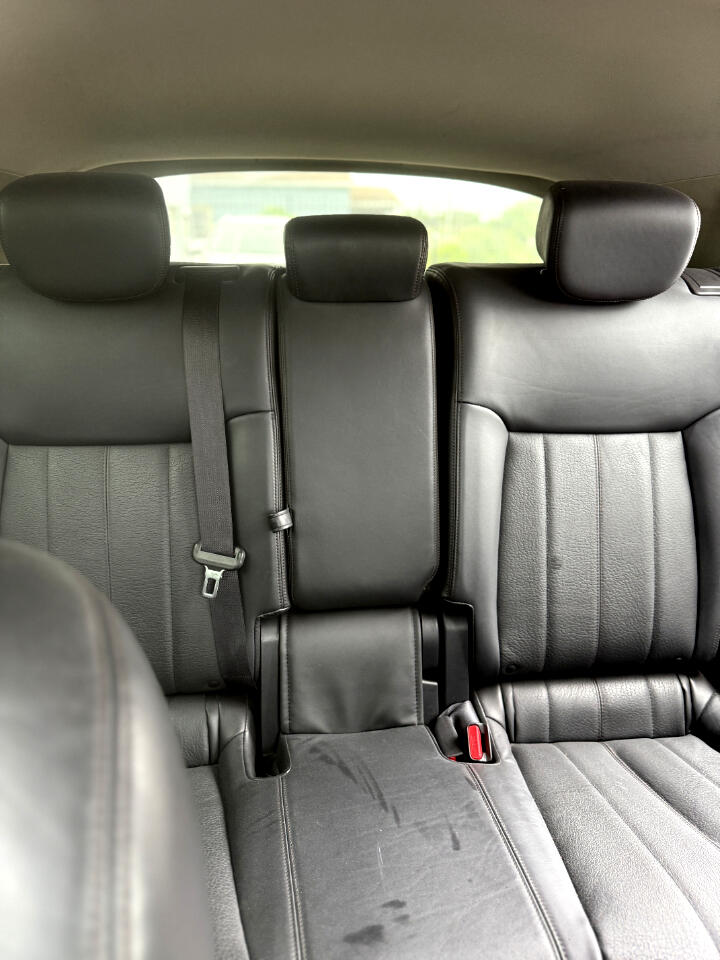 2016 Infiniti QX70 photo 15