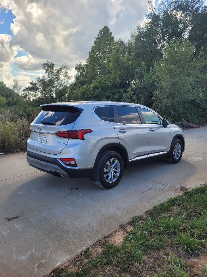 Hyundai Santa Fe 4dr 2WD Auto 2.4L I4 2020 Hyundai Santa Fe 4dr 2WD Auto 2.4L I4 2020