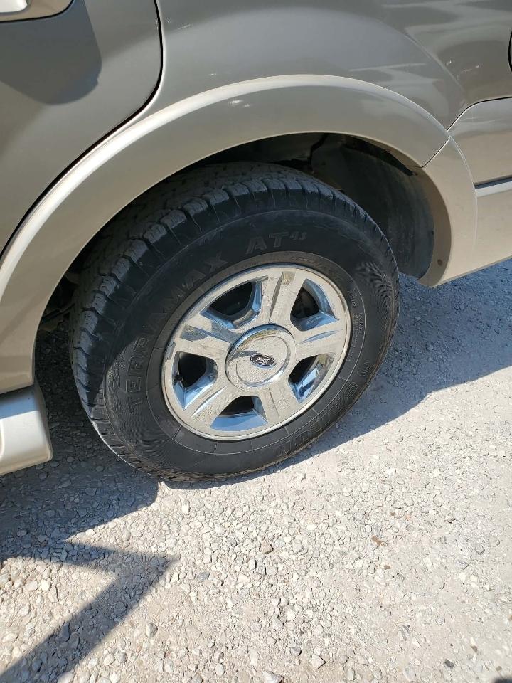 Ford Expedition  2006