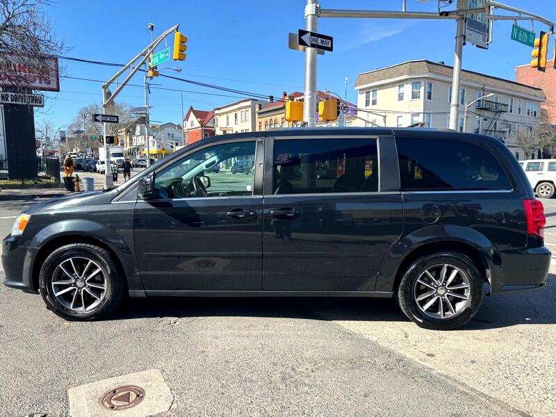 Dodge Grand Caravan SXT 2017