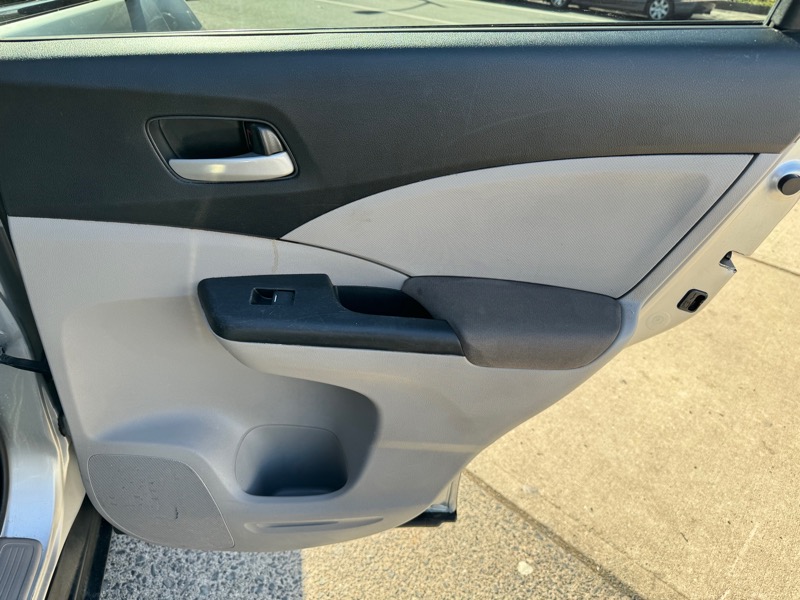 Honda CR-V LX 4WD 5-Speed AT 2013