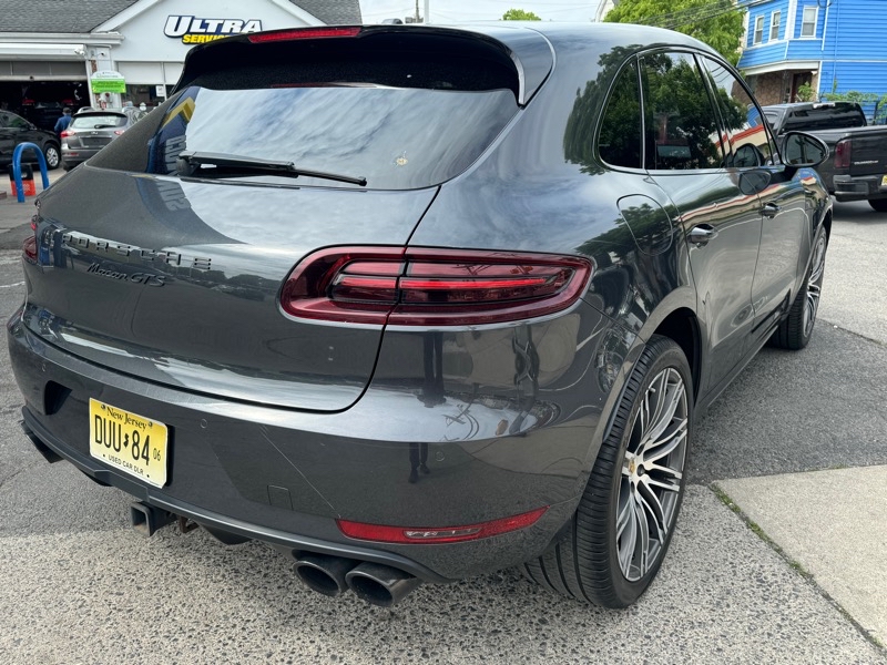 Porsche Macan GTS 2017