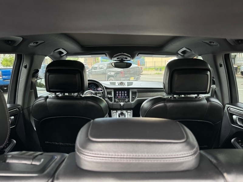 Porsche Macan GTS 2017