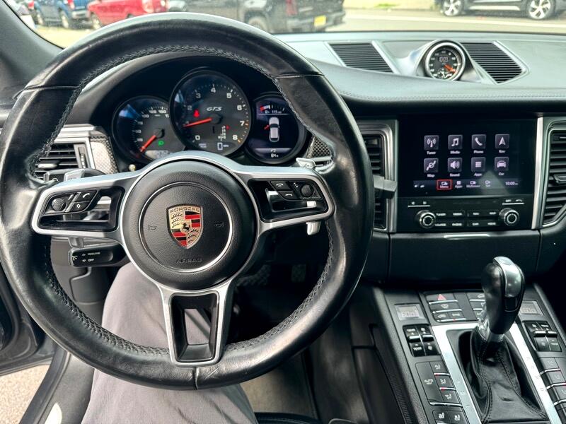 Porsche Macan GTS 2017
