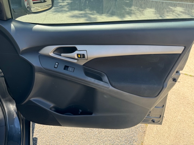 Toyota Matrix S AWD 4-Speed AT 2010