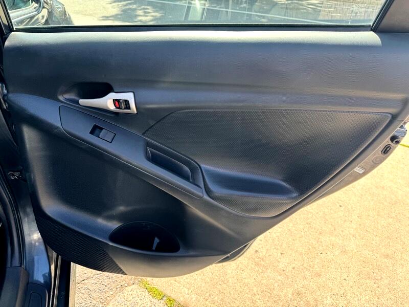 Toyota Matrix S AWD 4-Speed AT 2010