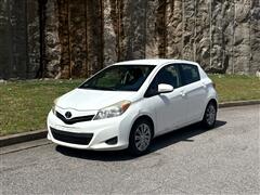 2012 Toyota Yaris  2012 Toyota Yaris