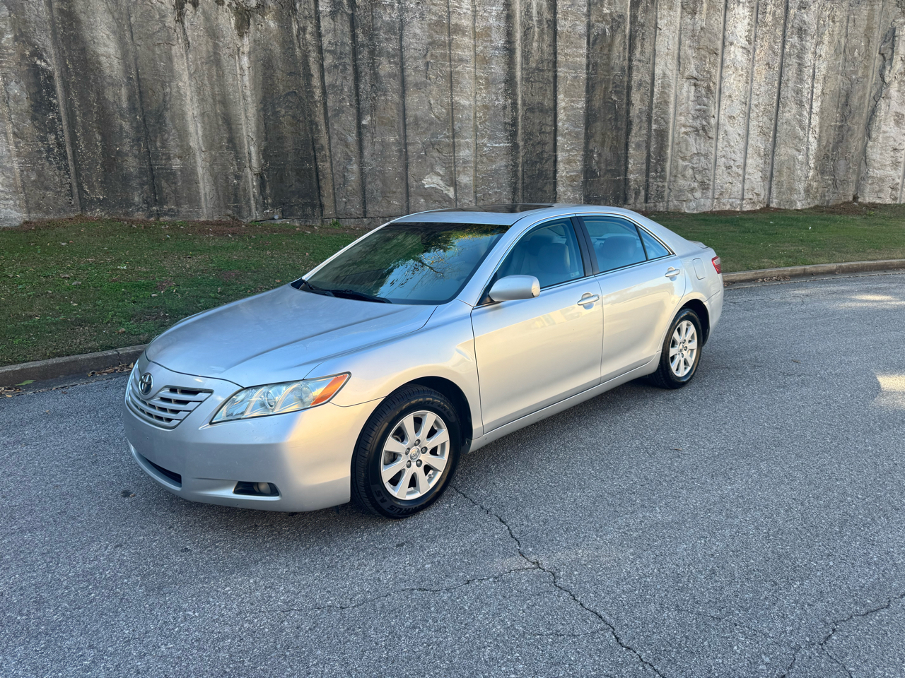 Toyota Camry XLE 5-Spd AT 2009