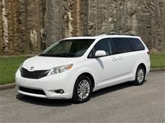 2011 Toyota Sienna 