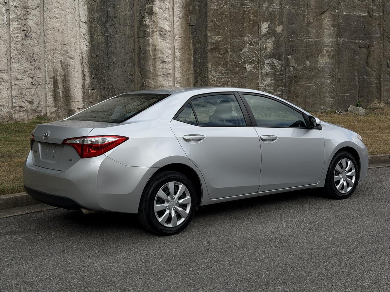 Toyota Corolla photo 8