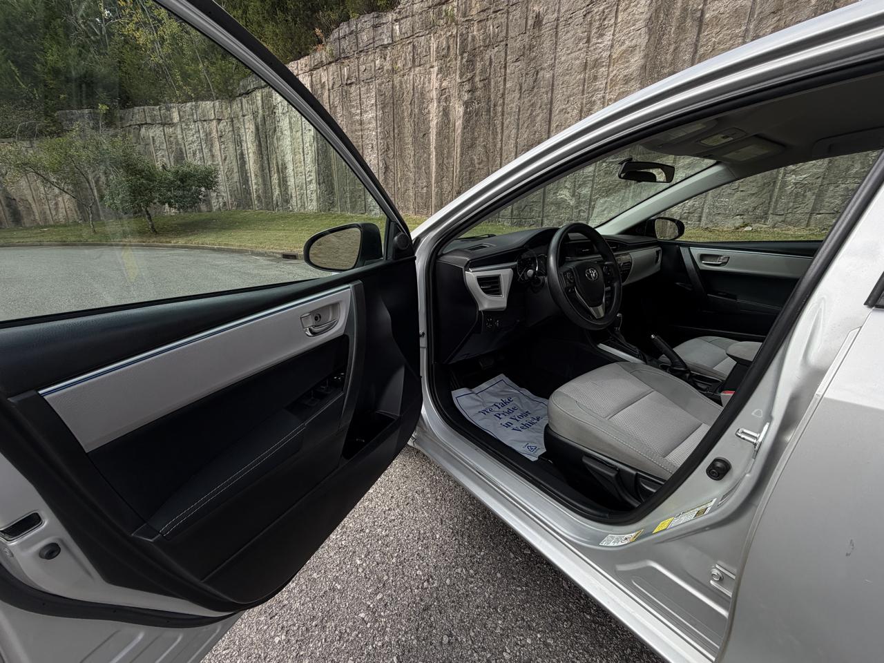 Toyota Corolla photo 10