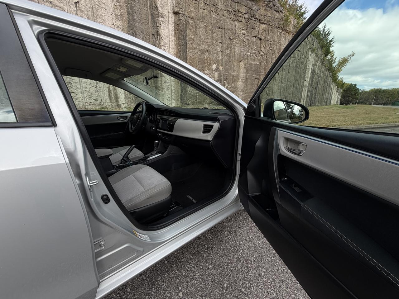 Toyota Corolla photo 14