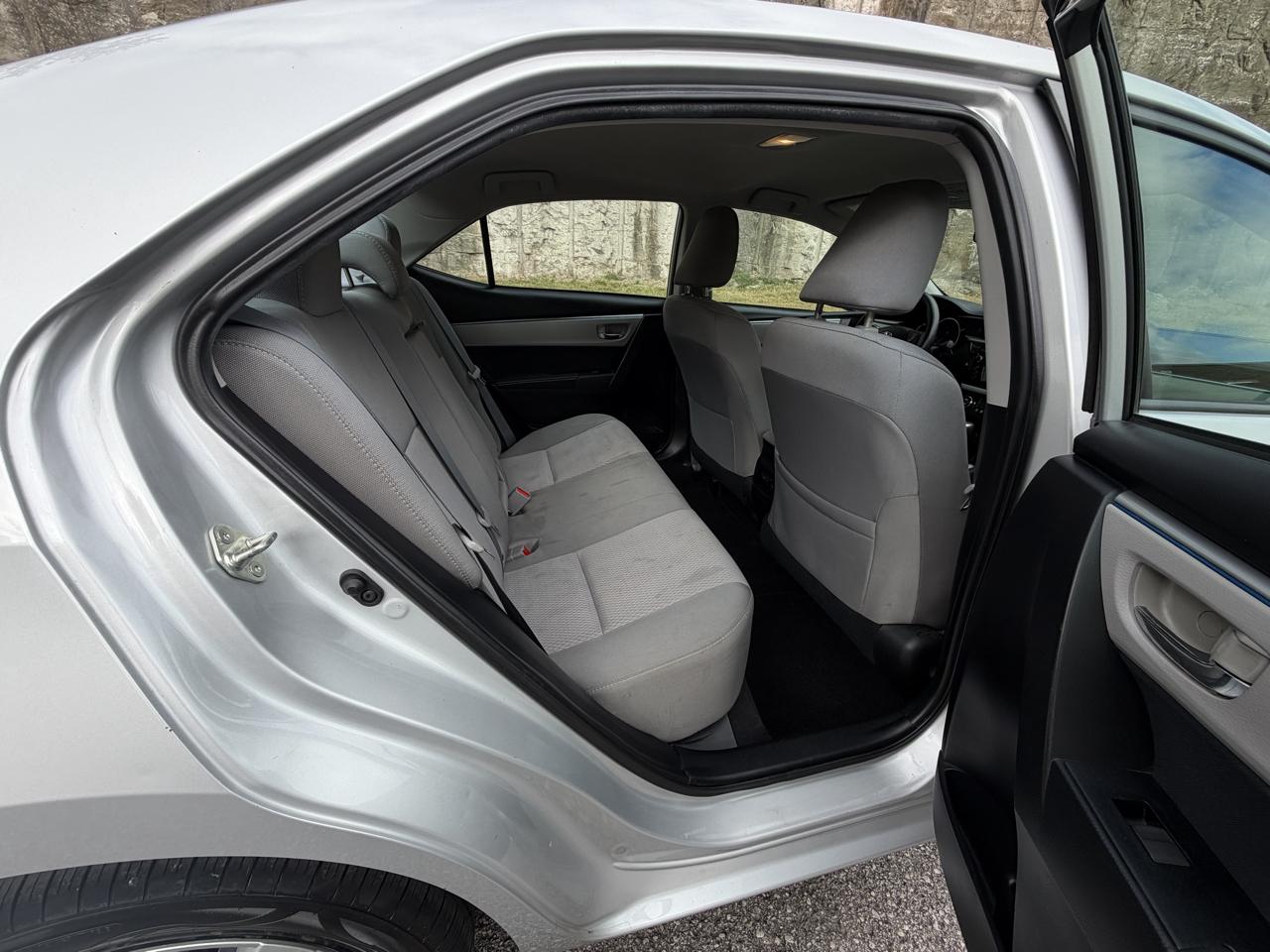 Toyota Corolla photo 15