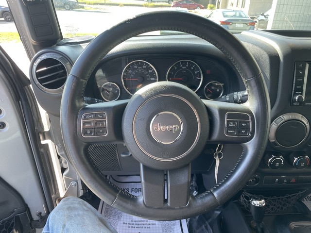2015 Jeep Wrangler Two-Door Sport photo 13