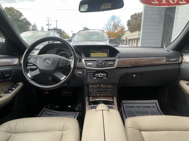 Mercedes-Benz E-Class 4dr Sdn E 350 Sport 4MATIC 2012 Mercedes-Benz E-Class 4dr Sdn E 350 Sport 4MATIC 2012