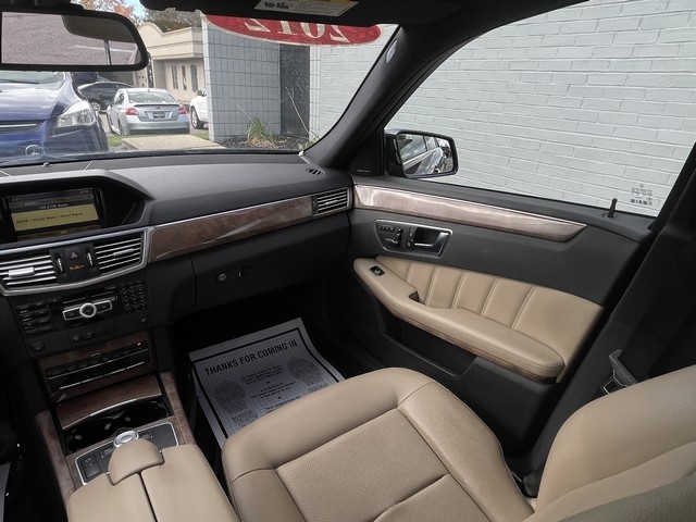 Mercedes-Benz E-Class 4dr Sdn E 350 Sport 4MATIC 2012 Mercedes-Benz E-Class 4dr Sdn E 350 Sport 4MATIC 2012