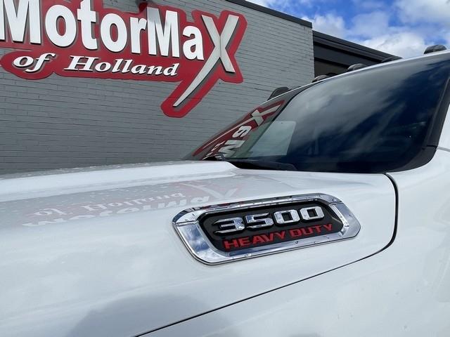 RAM 3500 Chassis Cab  2021