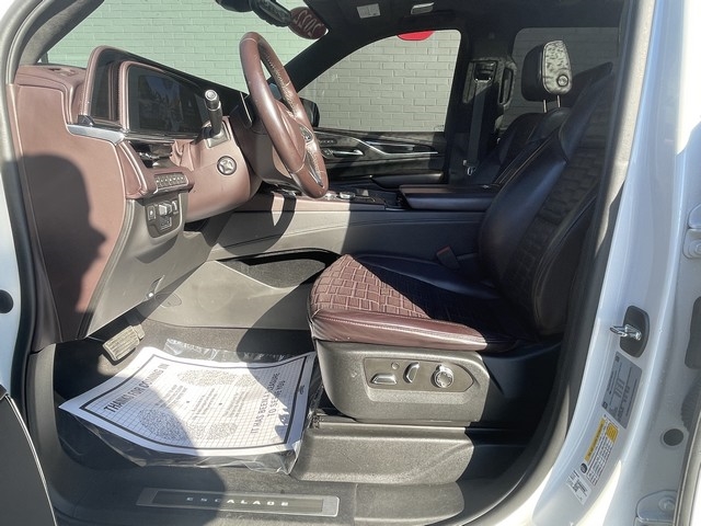 Cadillac Escalade ESV  2022 Cadillac Escalade ESV  2022