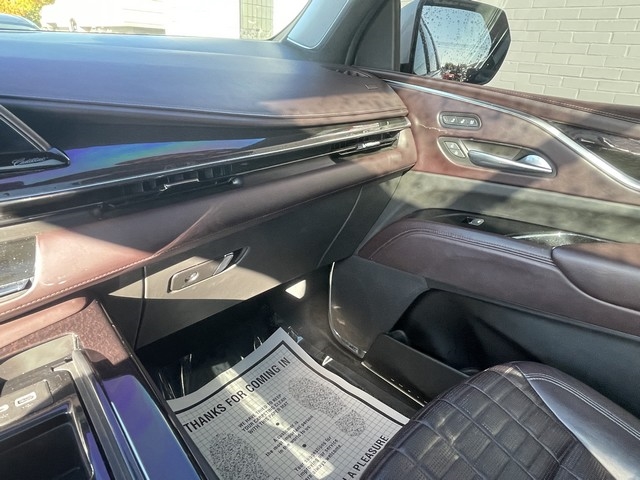 Cadillac Escalade ESV  2022 Cadillac Escalade ESV  2022