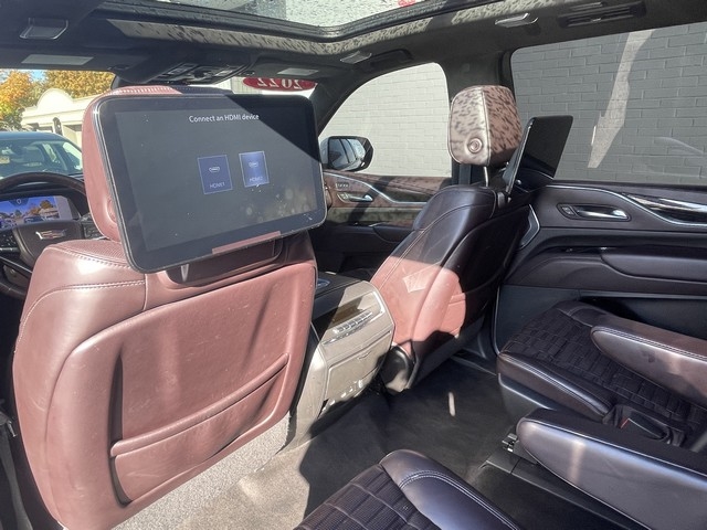 Cadillac Escalade ESV  2022 Cadillac Escalade ESV  2022