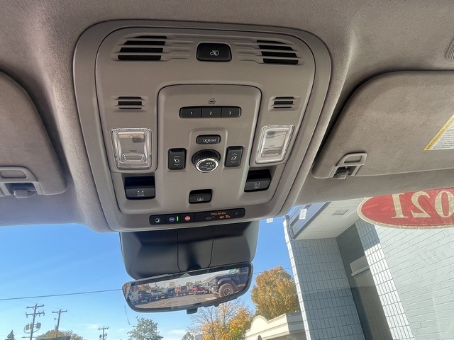 Cadillac Escalade ESV  2021 Cadillac Escalade ESV  2021