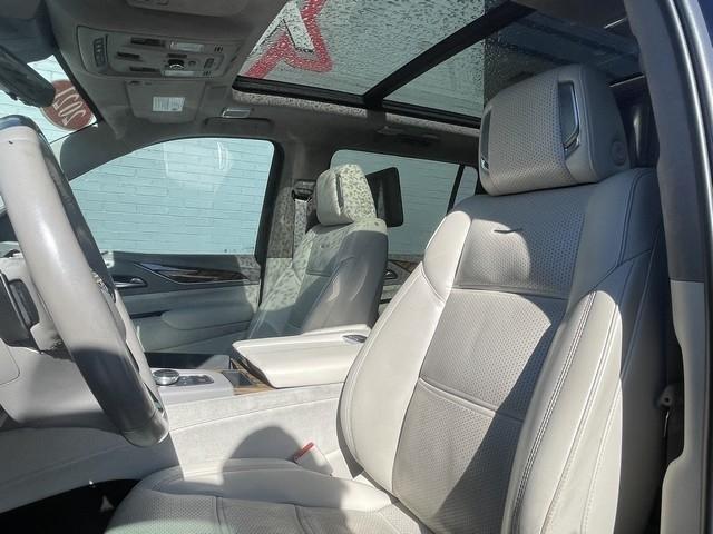 Cadillac Escalade ESV  2021