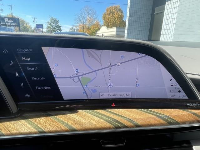 Cadillac Escalade ESV  2021