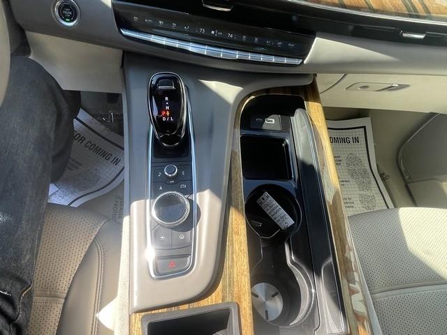 Cadillac Escalade ESV  2021