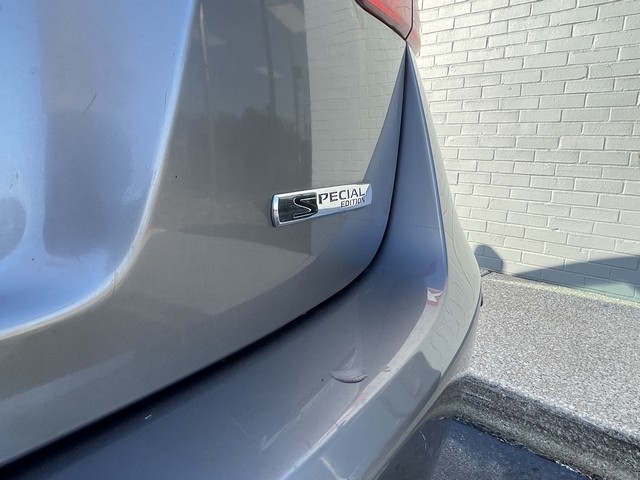 Nissan Rogue S 4D SUV FWD 2013 Nissan Rogue S 4D SUV FWD 2013