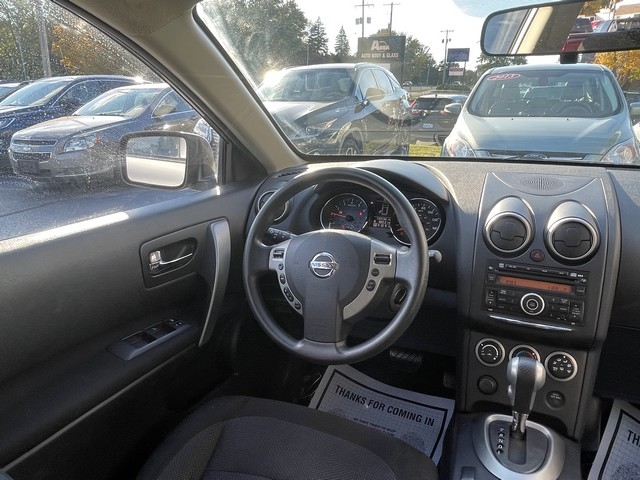 Nissan Rogue S 4D SUV FWD 2013 Nissan Rogue S 4D SUV FWD 2013