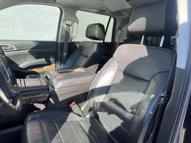 GMC Yukon 4WD 4dr Denali 2015 GMC Yukon 4WD 4dr Denali 2015