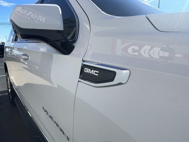 GMC Yukon XL 4WD 4dr SLT 2023