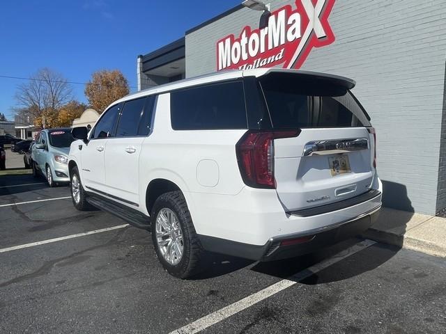 GMC Yukon XL 4WD 4dr SLT 2023