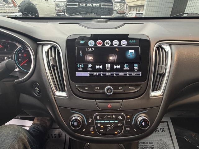 Chevrolet Malibu 4dr Sdn Hybrid 2017