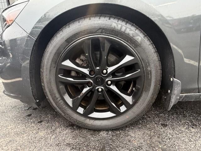 Chevrolet Malibu 4dr Sdn Hybrid 2017