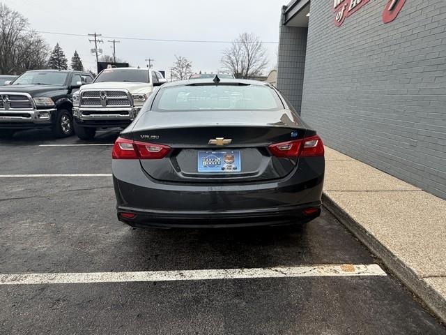 Chevrolet Malibu 4dr Sdn Hybrid 2017