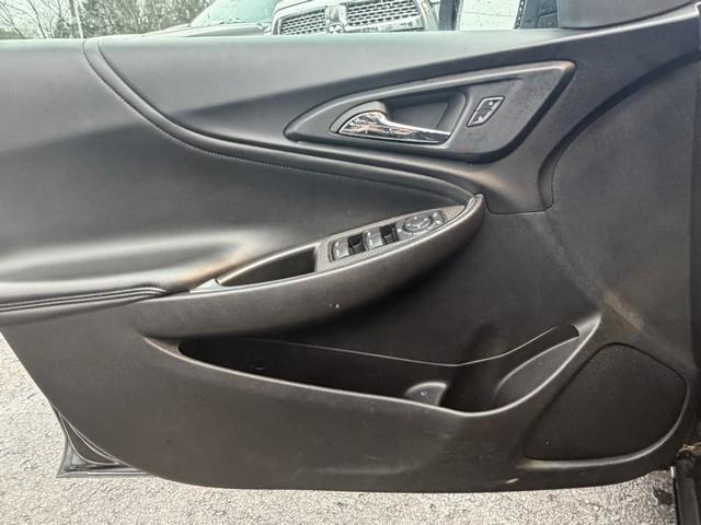 Chevrolet Malibu 4dr Sdn Hybrid 2017