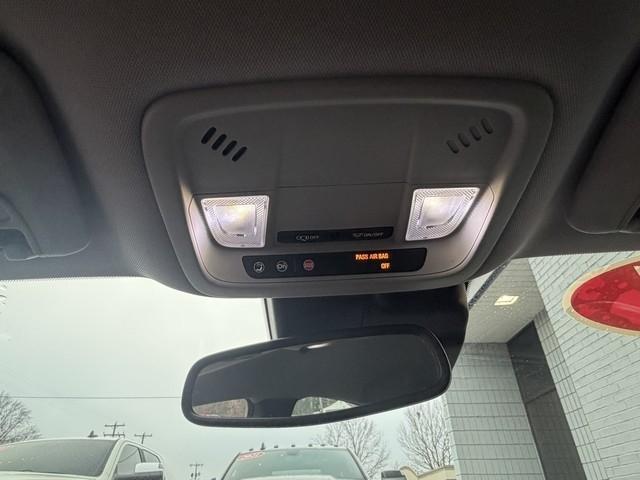 Chevrolet Malibu 4dr Sdn Hybrid 2017