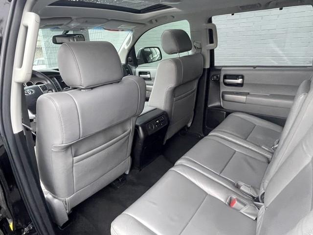 2016 Toyota Sequoia 