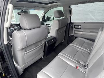 2016 Toyota Sequoia 